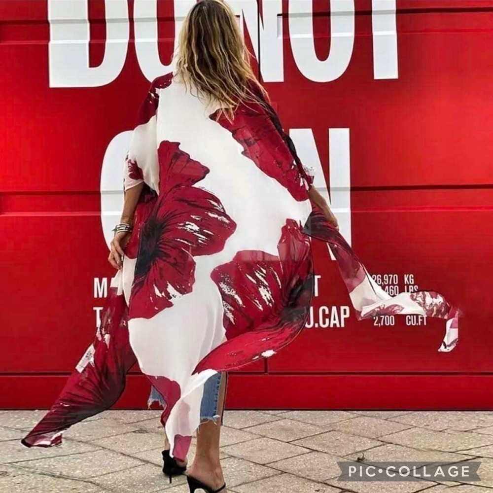 $Sold$ Red… Red… Deep Red & White Floral Kimono